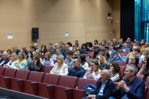 Società e tecnologia - Che cosa ne pensano i giovani 31 maggio Villa Seccamani Leno Brescia