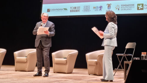 Evento al Teatro Grande di Brescia "L'orizzonte di sostenibilità della Lombardia orientale" del 21 maggio 2025. Romano Bettinsoli